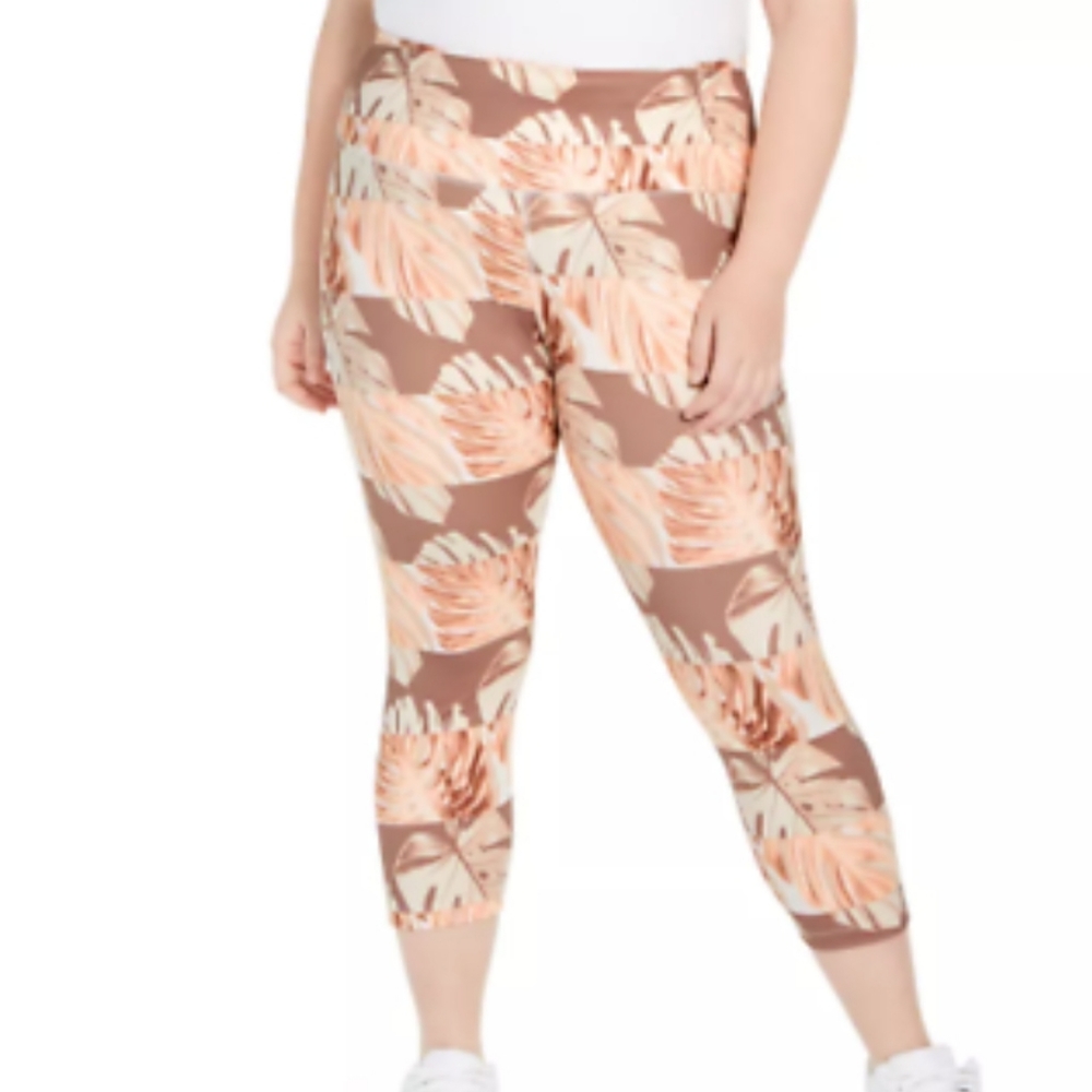 NWT plus size 2X Nike dri-fit crop tights